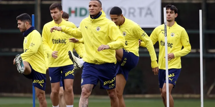 Fenerbahçe’de Çaykur Rizespor maçı hazırlıkları başladı