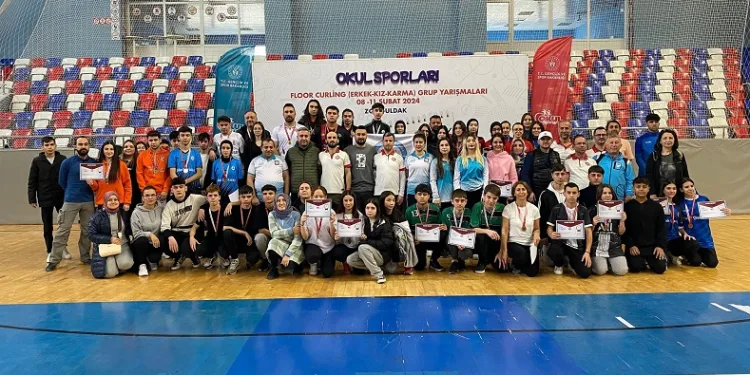 Türkelili öğrencilerden Karadeniz Bölge birinciliği