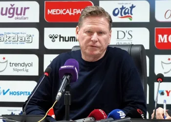 Samsunspor Teknik Direktörü Markus Gisdol: “Maçı hak eden taraf bizdik”