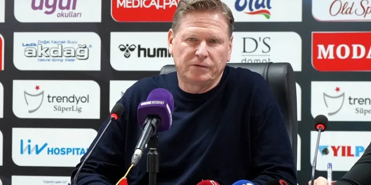 Samsunspor Teknik Direktörü Markus Gisdol: “Maçı hak eden taraf bizdik”