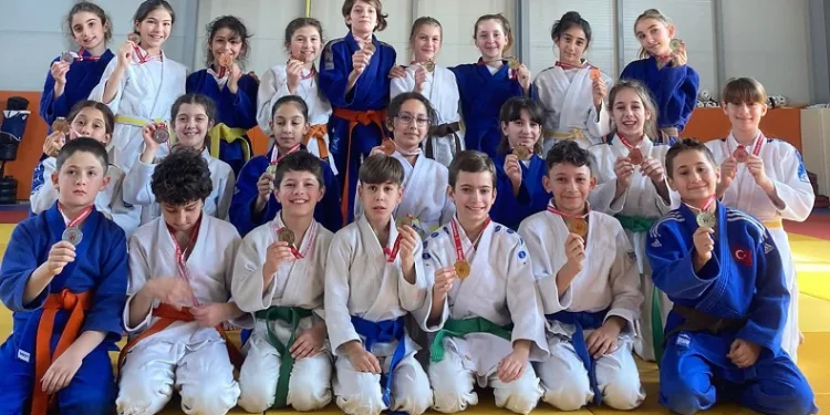 Küçükler Judoda Yarıştı