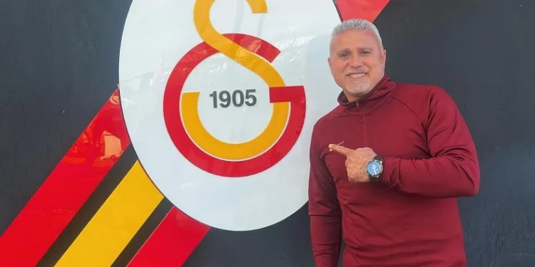 Denizli Galatasaray Futbol Okulları, Papen Mustafa’ya emanet