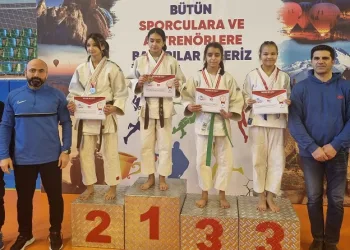 Judocular Sivas’a 6 madalya ile döndü