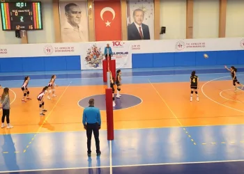 Okul Sporları Voleybol müsabakaları Nevşehir’de başladı