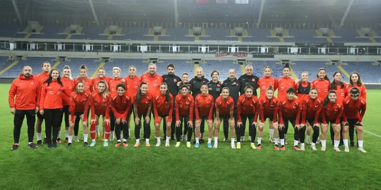 A Milli Kadın Futbol Takımı’nın Yunanistan ve Romanya maçları aday kadrosu açıklandı