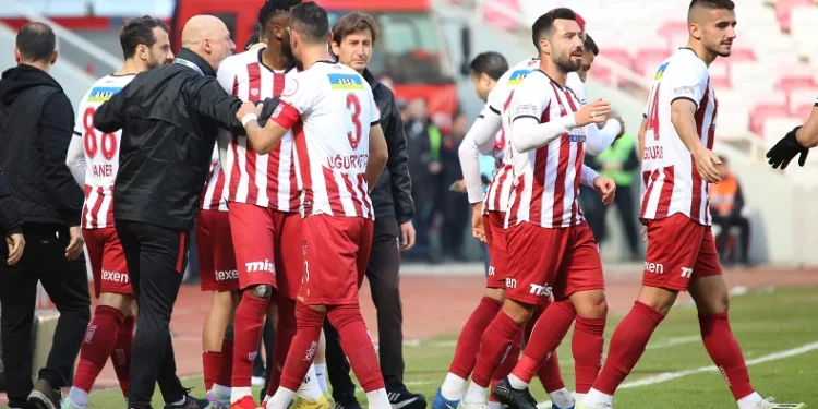Sivasspor evinde kaybetmiyor
