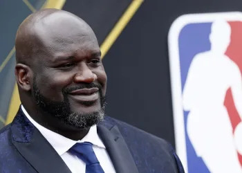 NBA’de Orlando Magic, Shaquille O’Neal’ın formasını emekliye ayırdı