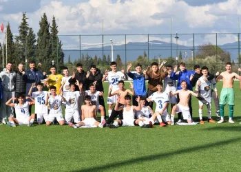 U16’da Manisa şampiyonu Yunusemre oldu