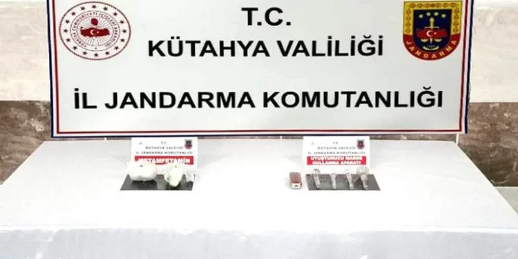 Uyuşturucu operasyonunda 2 kişi tutuklandı