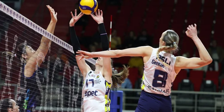 Fenerbahçe, Kupa Voley’de yarı finale yükseldi