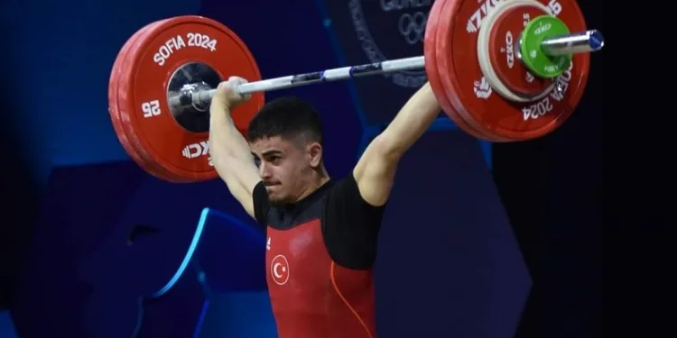 Milli halterci Kaan Kahriman, Avrupa Şampiyonu oldu