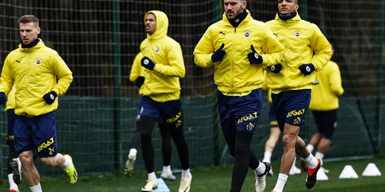 Fenerbahçe, Çaykur Rizespor maçı hazırlıklarını sürdürdü
