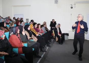 Van’da ‘Değişime Hazır Mısın?’ söyleşisi
