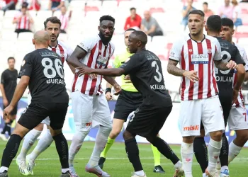 Hatayspor ile Sivasspor 8. randevuda