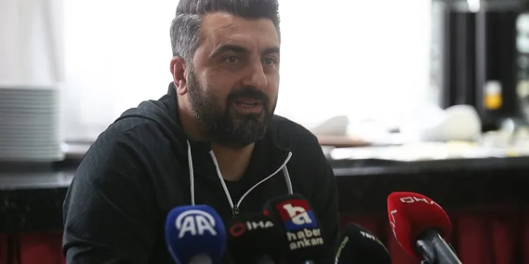 Gençlerbirliği Teknik Direktörü Sinan Kaloğlu: “Saha zemini yüzünden ben oyuncumu kaybettim”