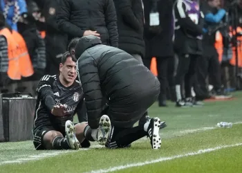 Beşiktaş’ta Hadziahmetovic’in lisansı çıkarılmadı