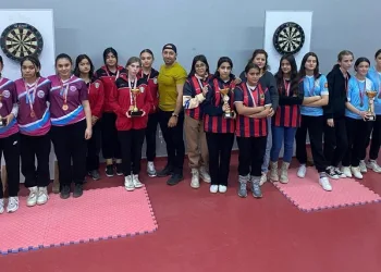 Dart Gençler-Yıldızlar Müsabakalarında Hedefi 12’den vurdular