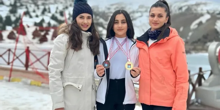 Kayakçılar Sivas’a derecelerle döndü
