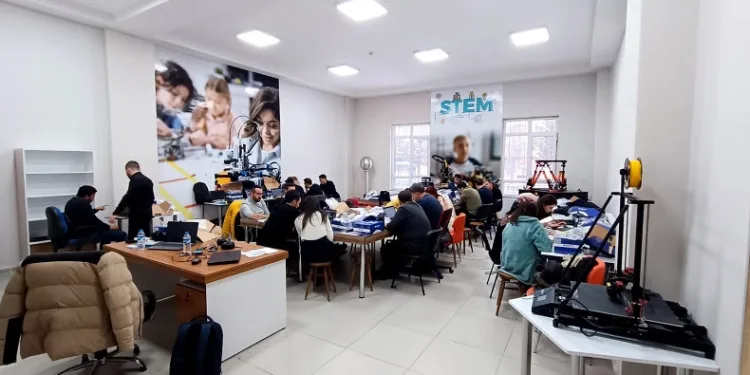 Ağrı’da Teknoloji Yarışması finalistleri eğitim aldı