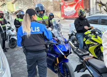 Vezirköprü’de motorculardan farkındalık sürüşü