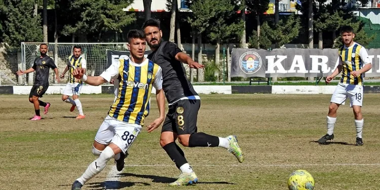 Çeşme’de yerel derbinin galibi Alaçatıspor