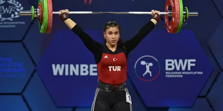 Büşra Çan’dan bronz madalya