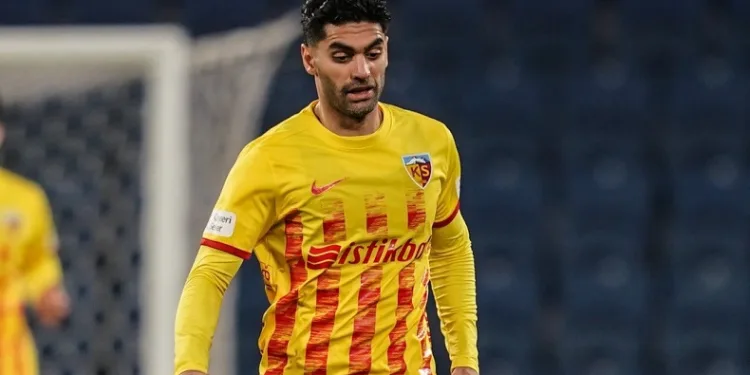 Kayserispor’da Ali Karimi 3. golünü attı