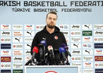 Melih Mahmutoğlu: “Bu süreci 2’de 2 yaparak geçmek istiyoruz”