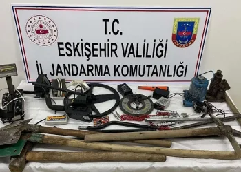 Kaçak kazı yapan şahsılar suçüstü yakalandı