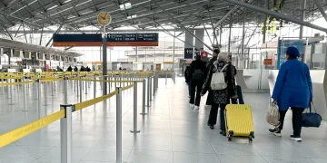 Lufthansa yer personeli greve gitti 100 binden fazla yolcu etkilendi