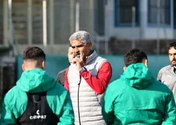 Bodrum FK Teknik Direktörü İsmet Taşdemir: “Her şeyi barındıran bir konumdayız”