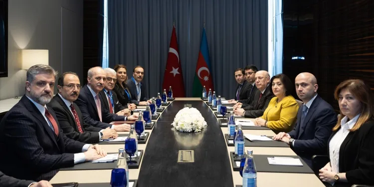 TBMM Başkanı Kurtulmuş, Azerbaycan Milli Meclisi Başkanı Gafarova ile görüştü