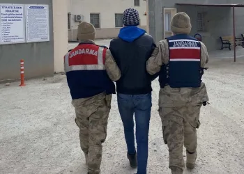 Ağrı’da 3 firari yakalandı