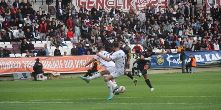 Elazığspor, Silifke virajında