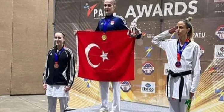 KAEÜ öğrencisi Amerika’dan altın madalya ile döndü