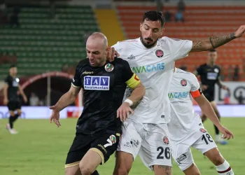 Fatih Karagümrük ile Alanyaspor 8. randevuda