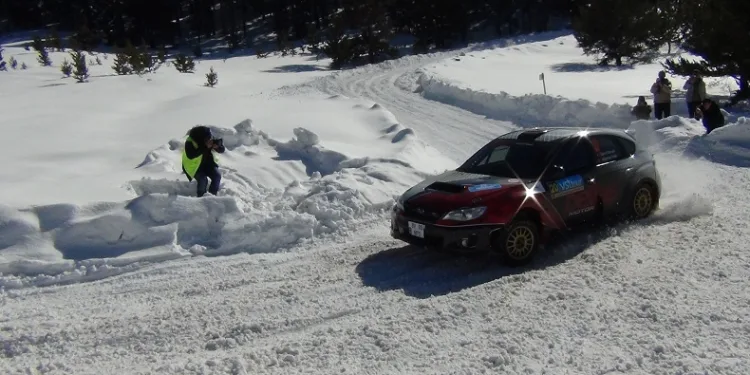 Kars’ta rallicilerin karla sınavı