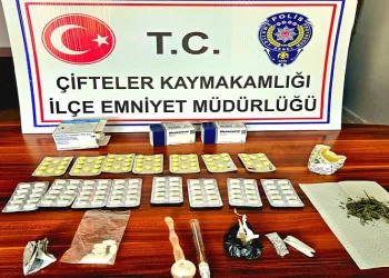 Uyuşturucu maddelerle yakalandılar