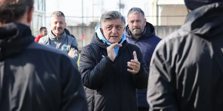 Yılmaz Vural yönetimindeki Menemen FK, düşüşe geçti