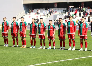Karşıyaka, şampiyonluk hedefinden uzaklaştı