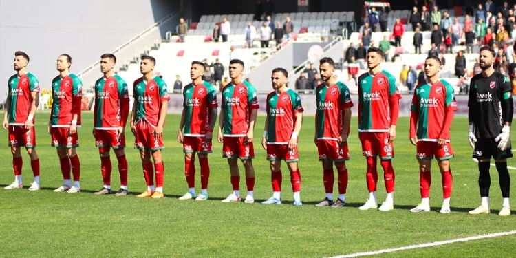 Karşıyaka, şampiyonluk hedefinden uzaklaştı
