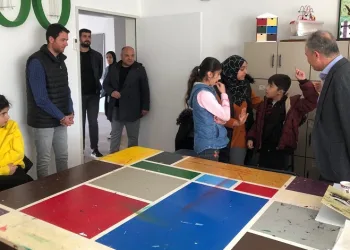Engelsiz yaşam merkezi engellilere umut oldu