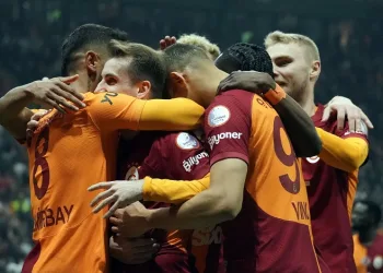 Galatasaray evindeki kaybetmeme serisini 31 maça çıkardı