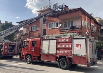 Burdur’da baca yangını paniğe neden oldu