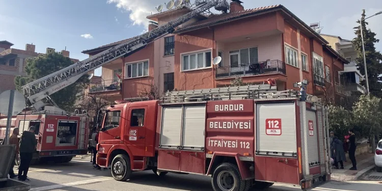 Burdur’da baca yangını paniğe neden oldu