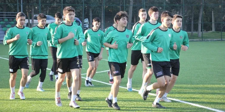 Ankara’dan 3 puan çıkartan Denizlispor’un gençleri, Bandırma maçına odaklandı
