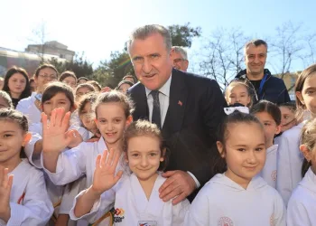 ‘Spora İlk Adım’ projesiyle 479 bin öğrenci sporla tanıştı