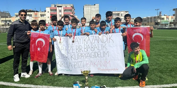 Şampiyon takım, Bakan Bak’tan Süper Kupa bileti istedi