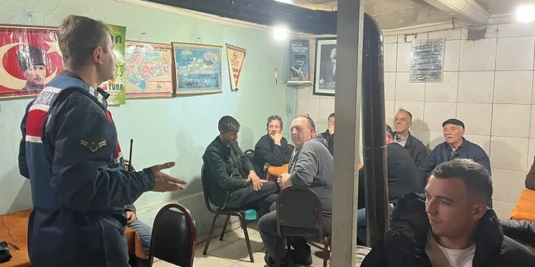 Kırklareli’nde jandarmadan vatandaşlara telefon dolandırıcılığına karşı uyarı
