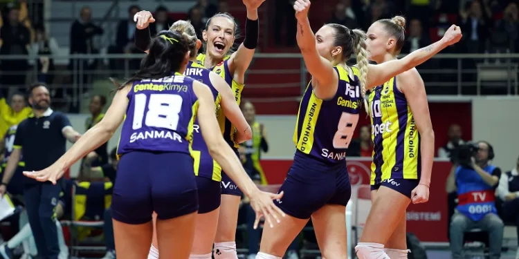 Fenerbahçe Opet, adını yarı finale yazdırdı